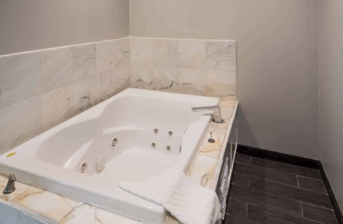 Danville Hotel | Best Western Riverside Inn