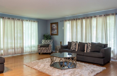 Beverly House | Beverly Place - 4BR/4BA Luxury!