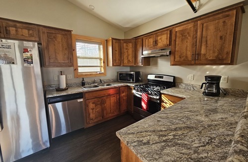 Orange Prairie Cottage | Bielfeldt Legacy Cabin 6