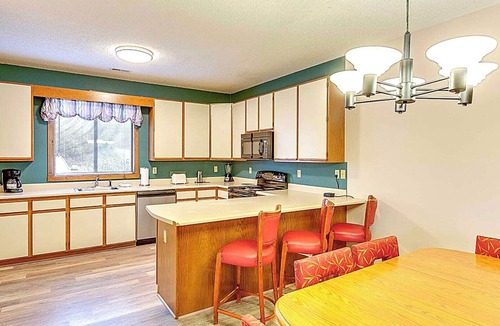 Basye Condo | Big Views, Bigger Fun: Shenandoah Valley Escape with Resort Extras!