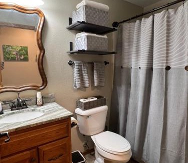 Sullivan House | Binion Lodge at Beaver Lake