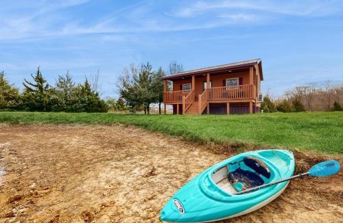 Murphysboro House | Blue Line Resort Cabin #3