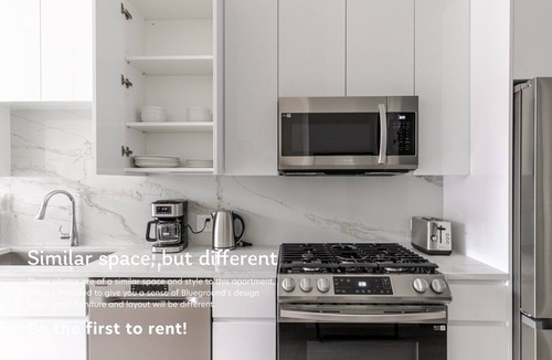 Greektown Apartment | Blueground | Greektown, rooftop, nr Grant Park