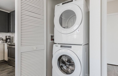 Hyde Park Apartment | Blueground | Hyde Park, AC, w/d, nr museum