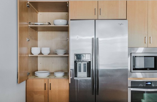 Streeterville Apartment | Blueground | River North, rooftop & pool, nr Mart