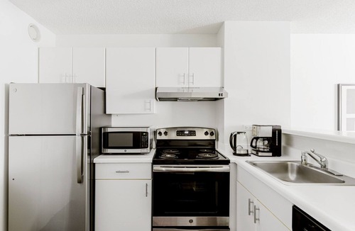 Streeterville Apartment | Blueground | Streeterville, pool & gym, nr pier