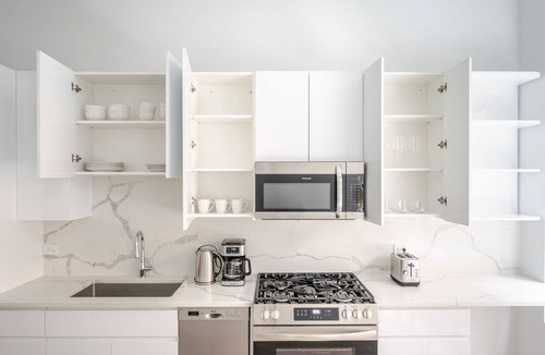Downtown Chicago Apartment | Blueground | The Loop, elevator, nr Willis Tower