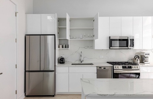 Downtown Chicago Apartment | Blueground | The Loop, elevator, nr Willis Tower