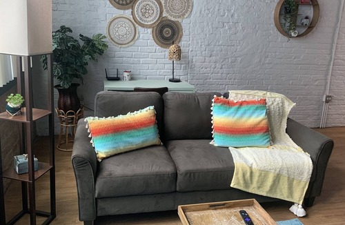 Near South Side Apartment | Bohemian Enclave- Short Walk to McCormick/Wintrust