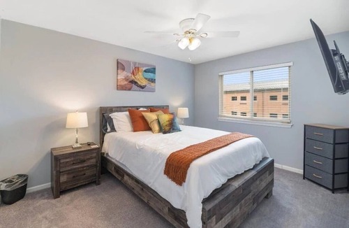 Bolingbrook House | Bolingbrook FHS Rental