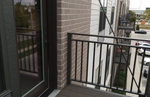 Naperville Apartment | Brand New 1-bedroom, Full kitchen, stove, new Appliances, Washer/Dryer, Gym