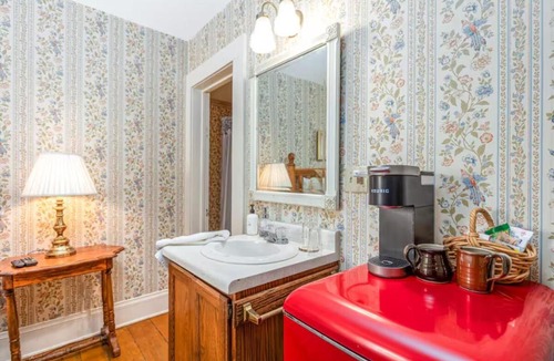 Galena Apartment | Briarstone Inn Unit 7