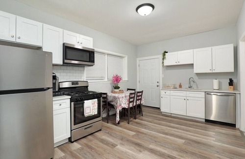 Bridgeport Apartment | Bridgeport Boho Chic Vibes