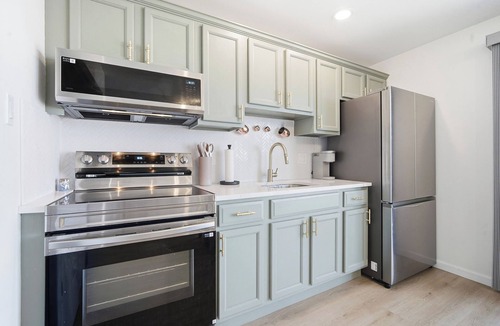 A-Zone Condo | Brigantine Beach Condo Unit Upstairs