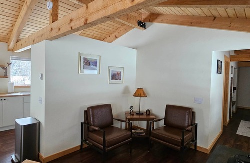 Sula House | BroadAxe Lodge, Residence (cabin 1)