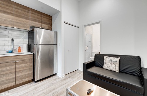River West Apartment | Cabin 306 by 747 Lofts