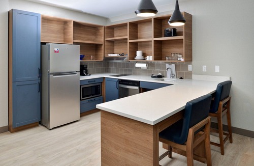 Joliet Hotel | Candlewood Suites Joliet Southwest by IHG