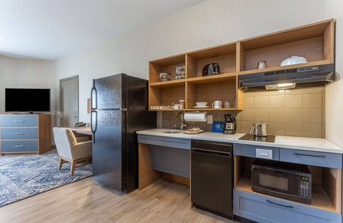 O'Fallon Hotel | Candlewood Suites O Fallon by IHG