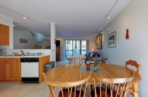 Ocean Park Condo | Cape Cod style condo with grill, pool, sauna, & gym - near beach