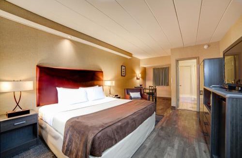 Archer Heights Hotel | Carlton Inn Midway