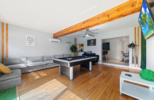 North Central Hollywood House | Casa palma - tropical