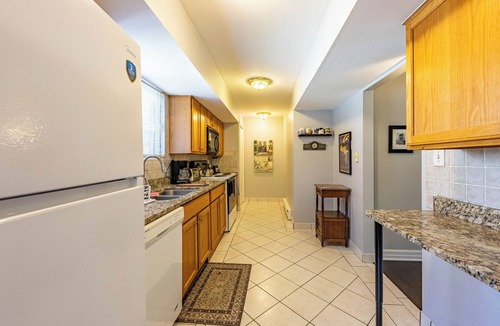 Forest Park Condo | Casa Serenità: Downtown Forest Park, Close to Trains, Parking