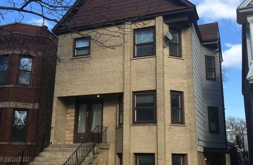 North Center Apartment | Charming 1 Bedroom entire Apartment - 1 Mile from Wrigley