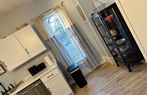 Harrisburg House | Charming 1-bedroom house in terrific Harrisburg with AC, WiFi
