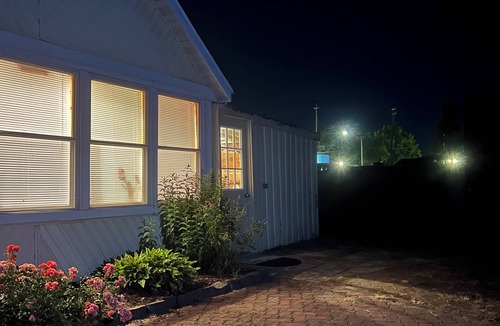 Cherry Valley Cottage | Charming 1-bedroom cottage in Cherry Valley - within walking distance to parks.