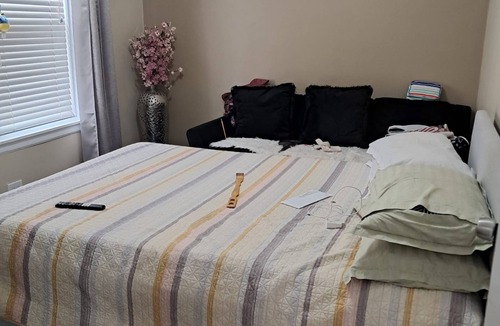 North Park Apartment | Charming 2-bedroom apartment in wonderful Chicago with WiFi, AC