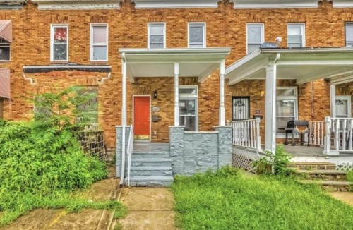Gwynns Falls/Leakin Park House | Charming 2-bedroom townhome in Baltimore with WiFi, AC