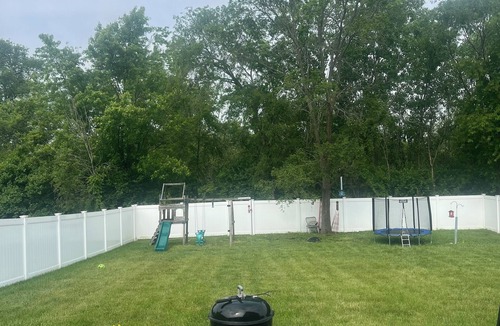 Sauk Village House | Charming 2-bedroom house with WiFi, AC in welcoming Sauk Village