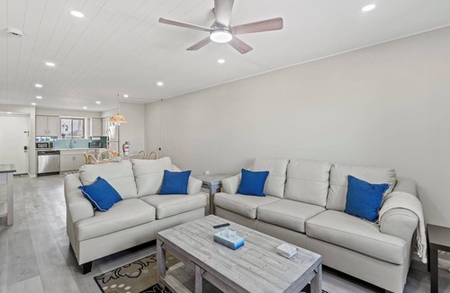 Seaside Heights Apartment | Charming 2bedroom ocean view beach front condo in Seaside Hts w pool, AC, WiFi