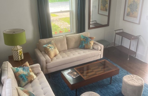 Geneva House | Charming 3-bedroom cottage with WiFi and AC in beautiful Geneva