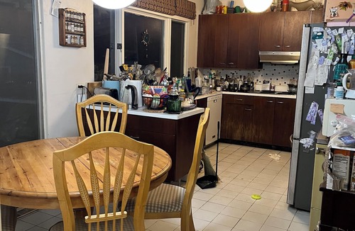Hinsdale House | Charming 3-bedroom house in Pleasant Hinsdale with WiFi