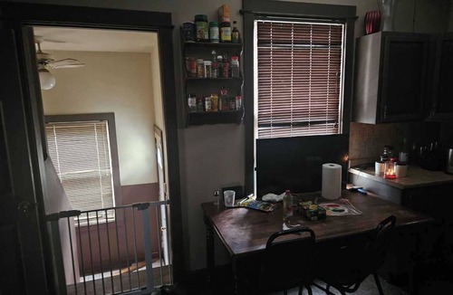 Bensenville House | Charming 3-bedroom house with AC and WiFi in Bensenville