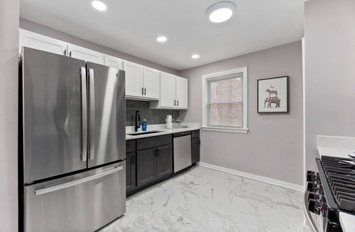 Calumet Heights House | Charming 4-bedroom house with WiFi and AC in lovely Chicago
