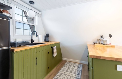 Elizabeth Cabin | 🏠 Charming A-Frame w/Mid-Century Vibe 1 Bed/1 Bath near Elizabeth, Illinois🌲