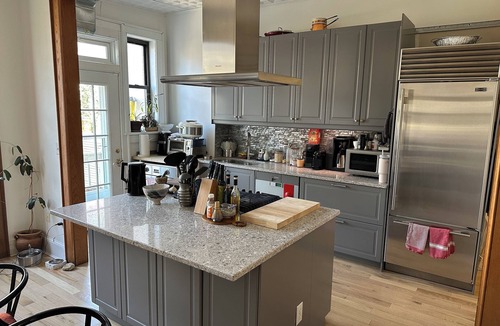 Prospect Lefferts Gardens House | Charming Brownstone just 2.5 blocks from Prospect park