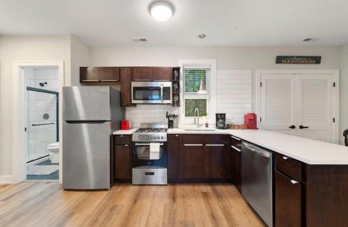 Heart of Chicago Apartment | Charming Chicago Apt
