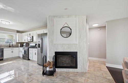 Glenview House | Charming Contemporary Family Home by RedAwning