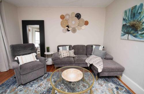 Beverly Apartment | Charming Downtown Gem. 2 minutes to Salem. Workspace Included