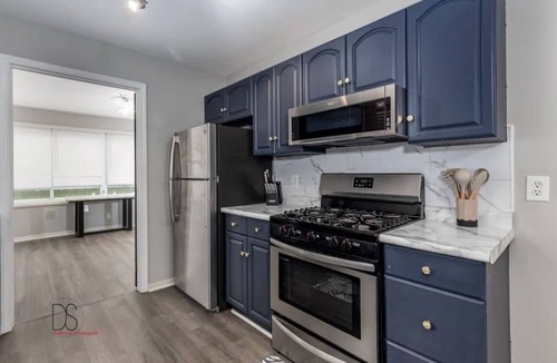 Ottawa House | Charming Home in Ottawa