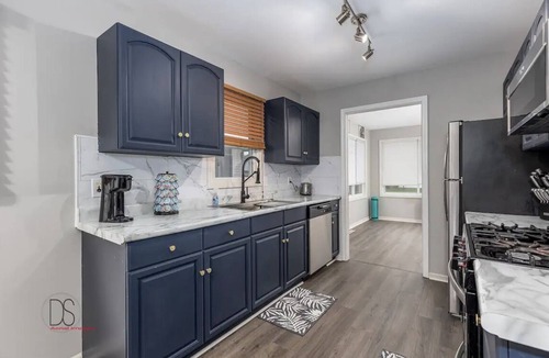 Ottawa House | Charming Home in Ottawa