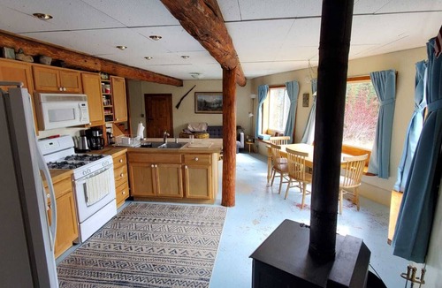 Dayton House | Charming house with orchard and pond close to Flathead Lake
