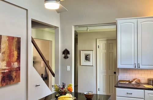 Wilmette House | Charming, light-filled 5br Wilmette home