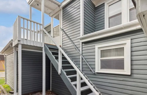 Ottawa Apartment | Charming & Modern 2BR in the Heart of Ottawa