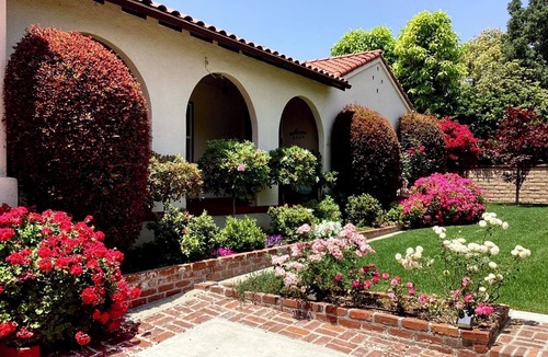 Monrovia House | Charming Mountain Hideaway - Detached One Bedroom ADU in Monrovia/LA