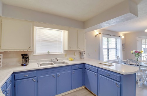 Mountain Home House | Charming Mountain Home Getaway w/Gas Grill!