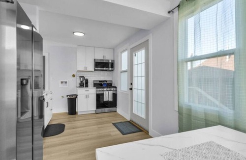 Channel Lake House | Chic 4BR Lakefront Canal Escape